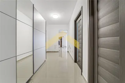 Apartament cu 3 camere tip Penthouse de inchiriatzona Bujac - foto 4