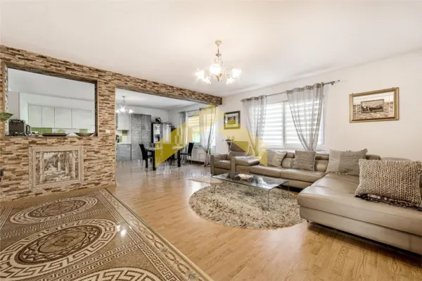 Casă 7 camere Nadlac - poza 2