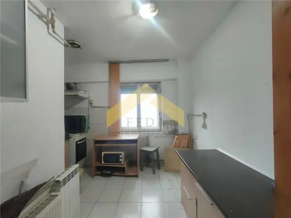 Apartament 3 camere Arad - poza 2