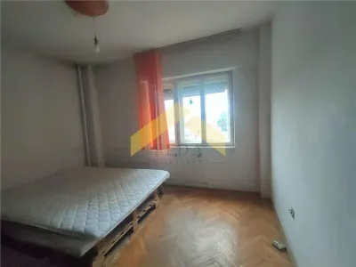 Apartament 3 camere Arad - poza 3