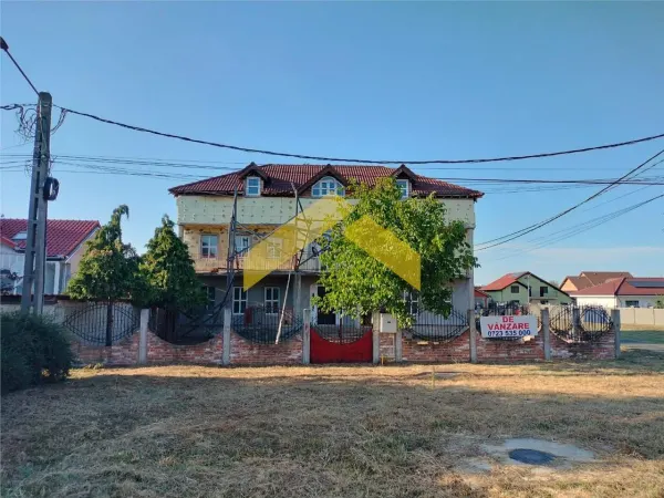 Casă 7 camere Fântânele - poza 1