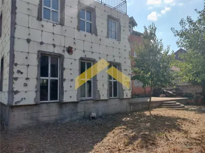 Casa la gri de vanzare in localitatea Fantanele - foto 8