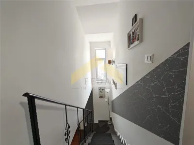 Casa de vanzare in cartierul Via Carmina, Vladimirescu - foto 12