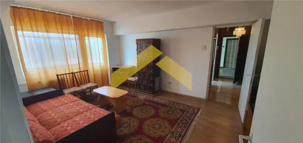 Apartament 2 camere Sebis - poza 1