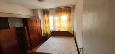 Apartament de vanzare 2 camere orasul Sebis - foto 2