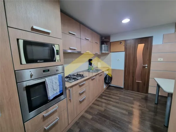 Apartament 3 camere Arad - poza 2