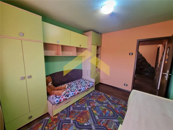 Apartament 3 camere Arad - poza 4