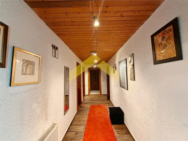Casă 6 camere Cladova - poza 13