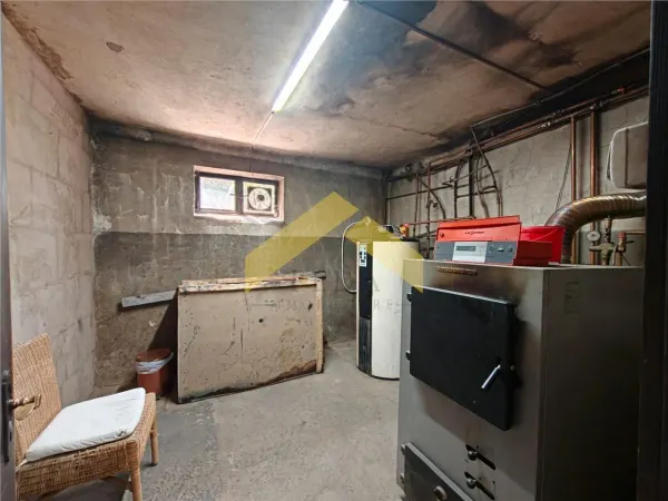 Casă 6 camere Cladova - poza 23