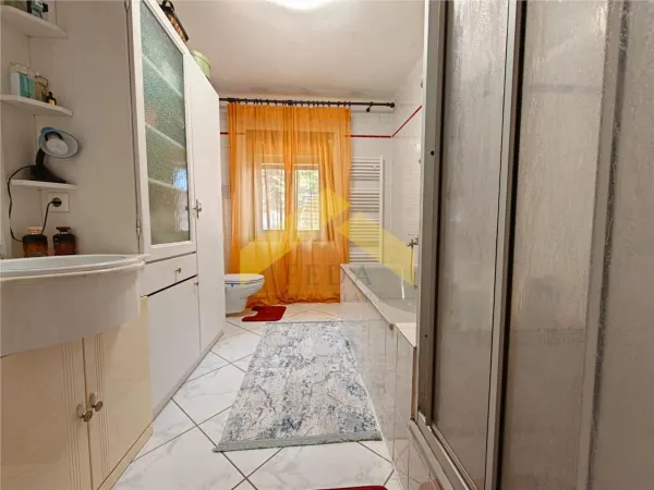 Casă 6 camere Cladova - poza 10
