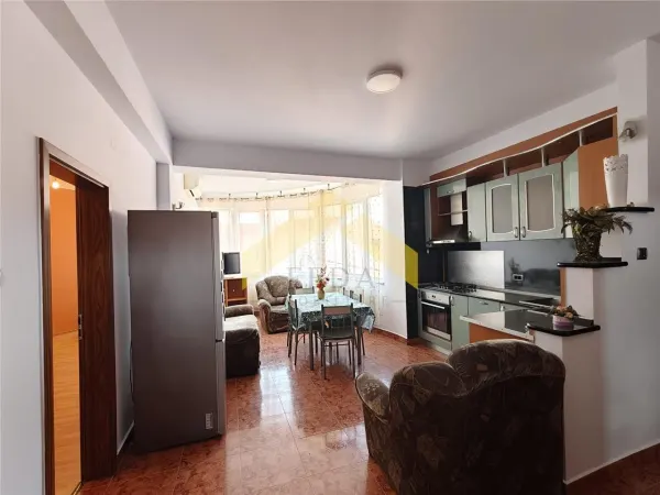 Apartament 3 camere Arad - poza 1