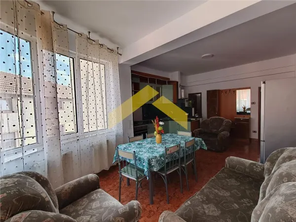 Apartament 3 camere Arad - poza 2