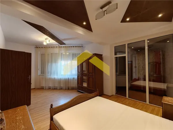 Apartament 3 camere Arad - poza 3
