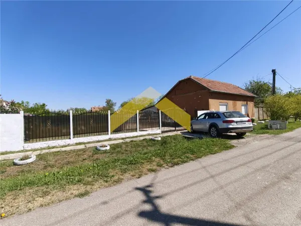 Casă 4 camere Nadlac - poza 1