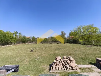 Casa la sol de vanzare in orasul Csanádpalota, Ungaria - foto 5