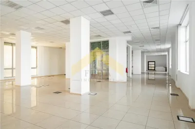 Cladire multifunctionala D+P+2E zona Aeroport de vanzare - foto 23
