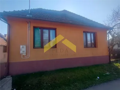 Casă 2 camere Savarsin - poza 4