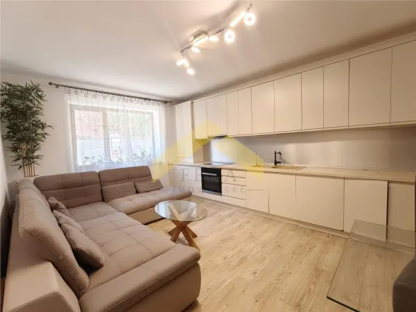 Apartament 3 camere Arad - poza 1