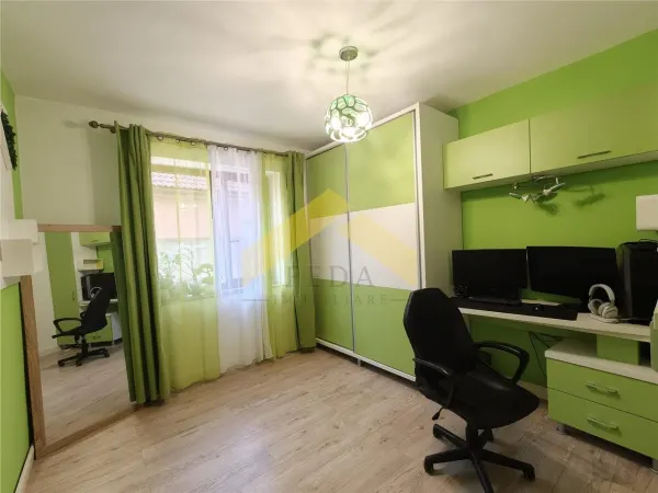 Apartament 3 camere Arad - poza 5