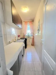 Apartament 2 Camere, Parter din 4, zona Sud - Focsani