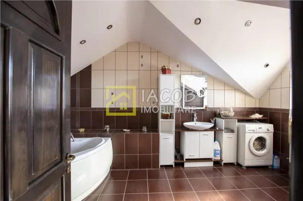 Casă 6 camere Saucesti - poza 25