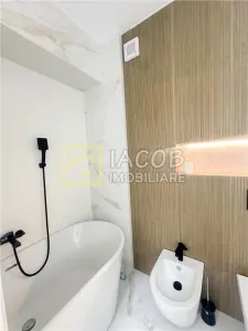 Apartament modern, complet mobilat – City Lake View | Bloc 2024 - foto 9