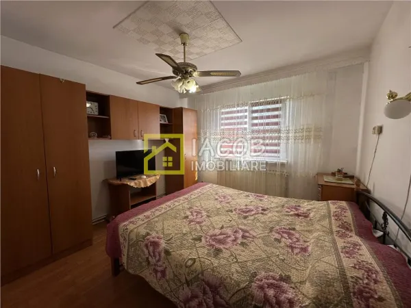 Apartament 3 camere Bacău - poza 4