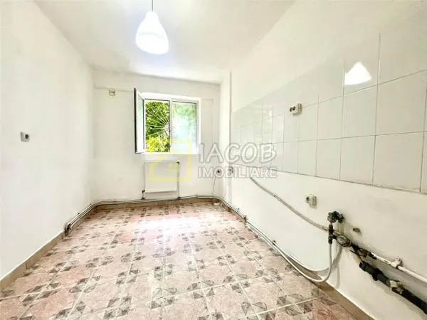 Apartament 2 camere Bacău - poza 3