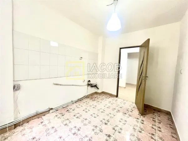 Apartament 2 camere Bacău - poza 4