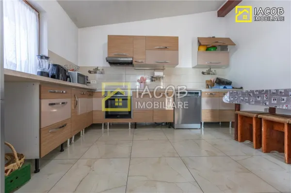 Casă 4 camere Bacău - poza 18