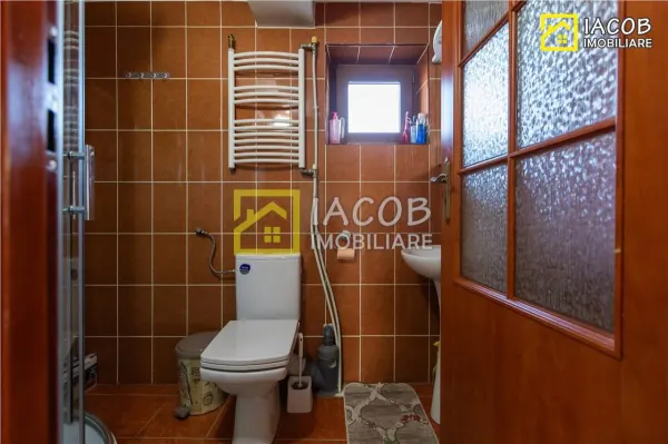 Casă 4 camere Bacău - poza 36