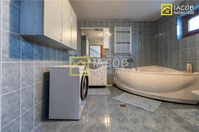 Casă 4 camere Bacău - poza 38