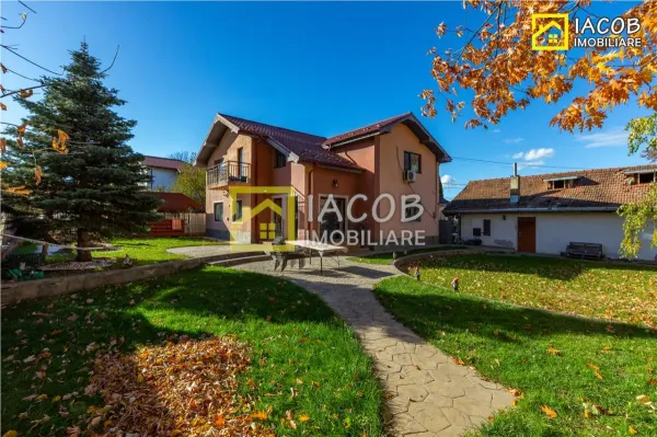 Casă 4 camere Bacău - poza 1