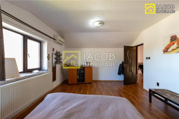 Casă 4 camere Bacău - poza 24