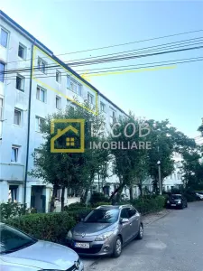 Apartament 3 camere, str. Milcov, Bacau - foto 1