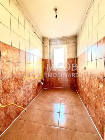 Apartament 3 camere Bacău - poza 5