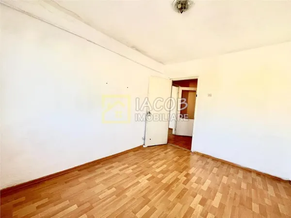 Apartament 3 camere Bacău - poza 10