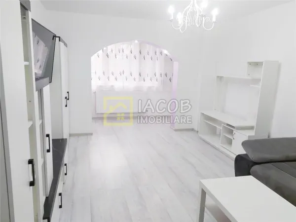 Apartament 3 camere Bacău - poza 2