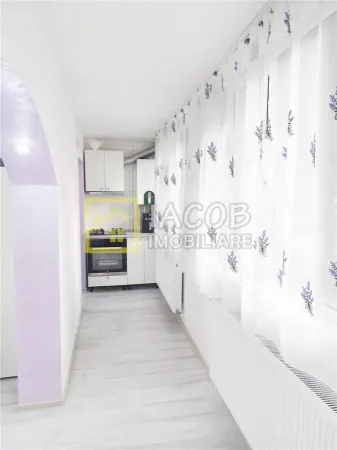 Apartament 3 camere Bacău - poza 12