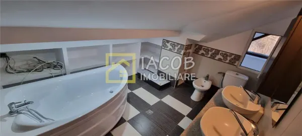 Casă 4 camere Bacău - poza 21