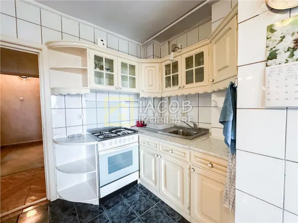 Apartament 2 camere Bacău - poza 5