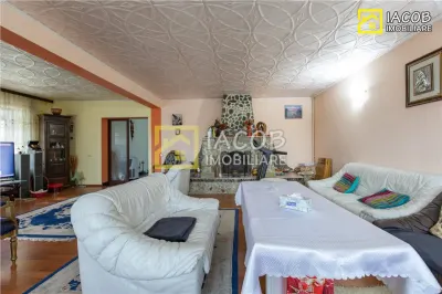 Casa S+P+1+M in localitatea Savinesti, jud. Neamt - foto 14