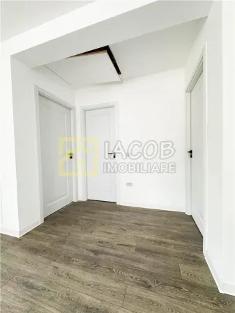 Casă 3 camere Margineni - poza 13