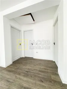 Casă 3 camere Margineni - poza 13