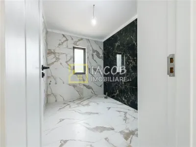 Casă 3 camere Margineni - poza 15
