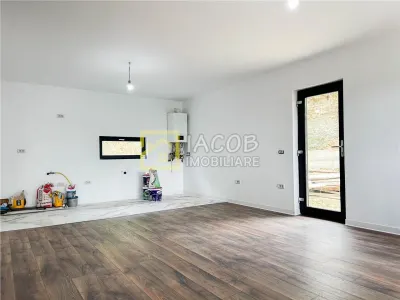 Casă 3 camere Margineni - poza 5