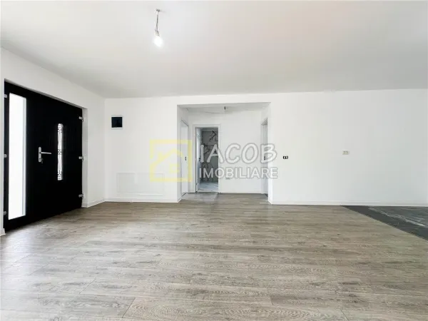 Casă 3 camere Margineni - poza 6