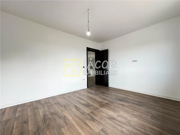 Casă 3 camere Margineni - poza 7