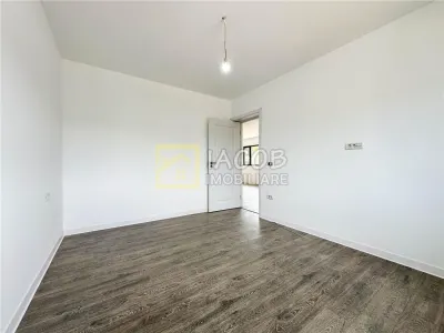 Casă 3 camere Margineni - poza 8