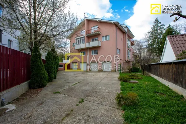 Casă 11 camere Bacău - poza 7